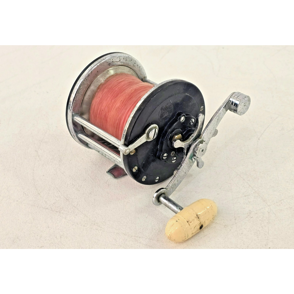 Vintage Penn Long Beach 67 Salt Water Fishing Reel FREE SHIP